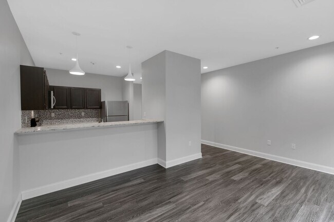 Photo - Stunning 1 Bedroom Luxury Apartment with T... Unidad 303