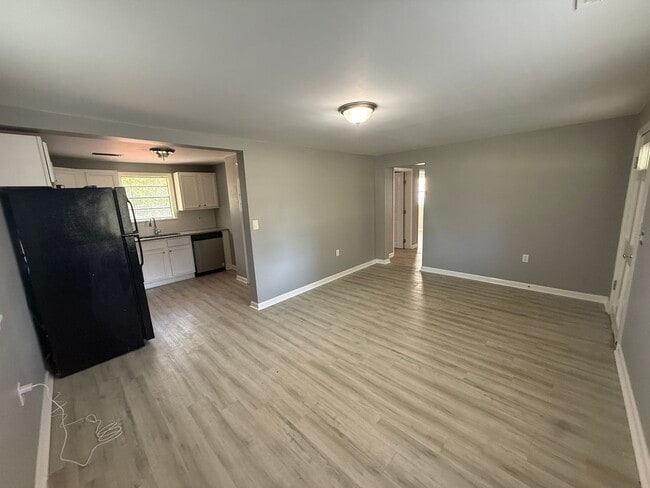 Photo - 74 Derrick Dr