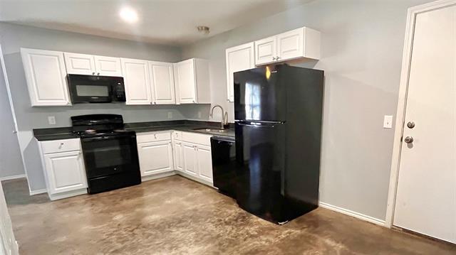 Photo - 905 W 7th St