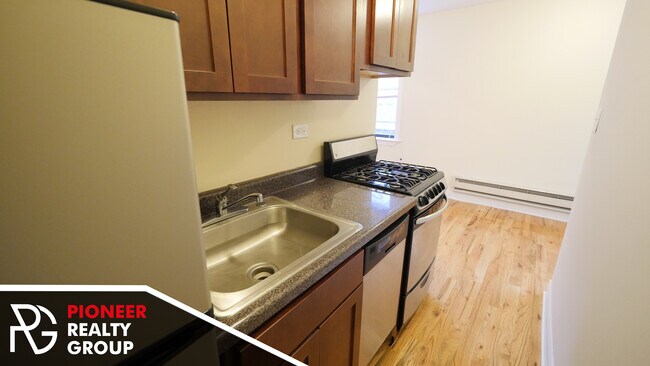Photo - 818 W Diversey Pky Unit G
