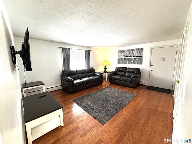 Building Photo - 270 S Windham Rd Unit 68