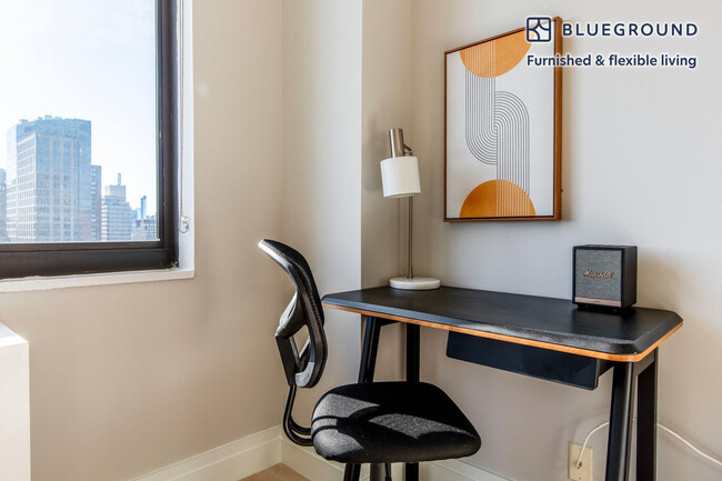 Photo - 225 E 95th St Unidad SI FL32-ID1295