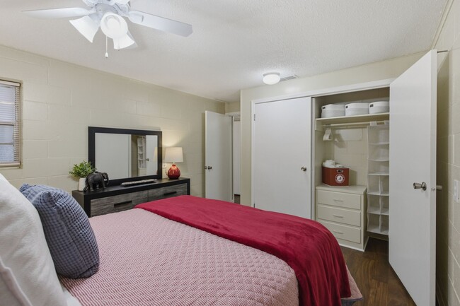 Canterbury Apartment Homes