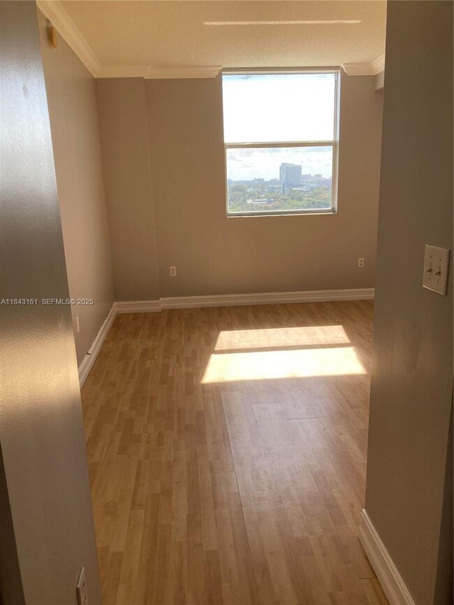 Photo - 1 Glen Royal Pkwy Unidad 1007