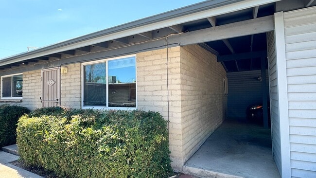 Building Photo - Treat3144-3146 Unit Treat 3144