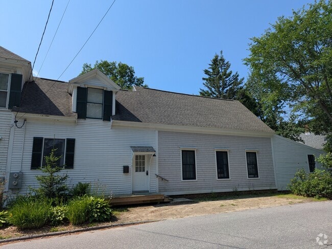 Building Photo - 3 Columbia Ave Unit 3 Columbia Ave Rental