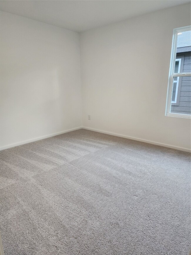 Photo - 21610 Cottonwood Mdws Trl