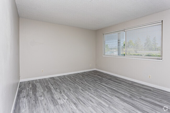 1BR, 1BA - 650SF - Living Room