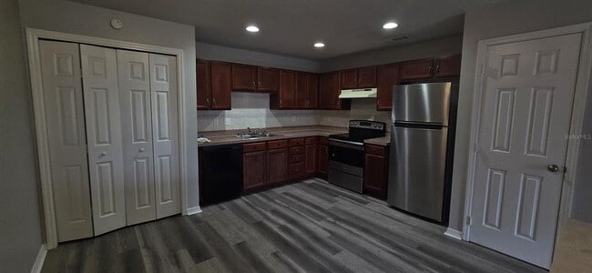 Photo - 2911 SE 52nd Ave Unit 3