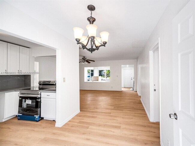 Photo - 1240 NW 7th Ave