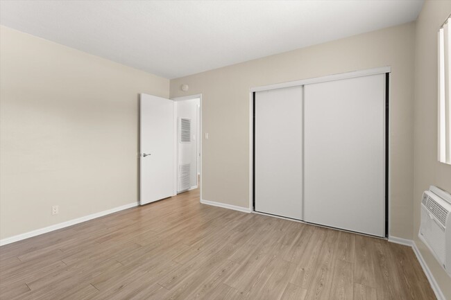 Photo - School Circle Apartments - Riverside, CA