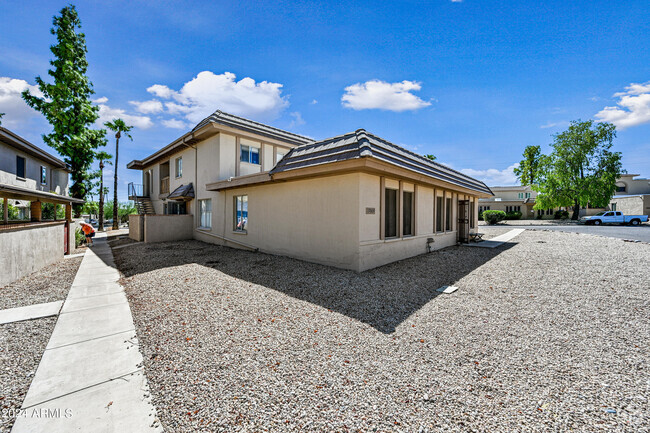 Building Photo - 17009 E Calle Del Oro Unit D Rental