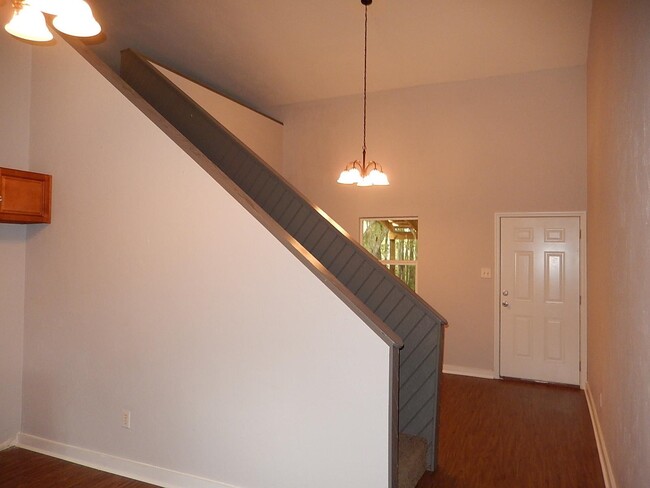 Photo - 4724 Cobblestone Ln