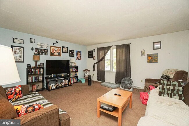 Photo - 488 Taylor Rd Unidad B