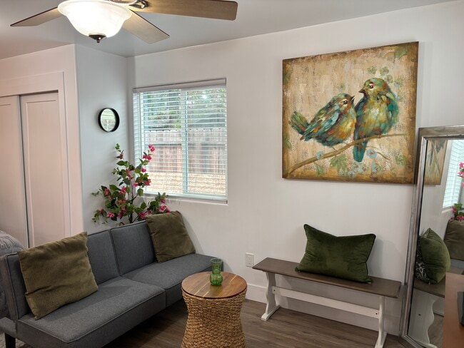 Building Photo - 329 E Mendocino Ave