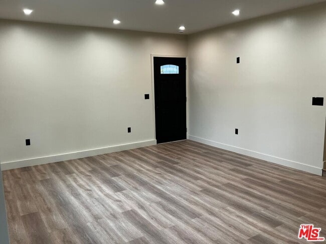 Photo - 15049 Blackhawk St