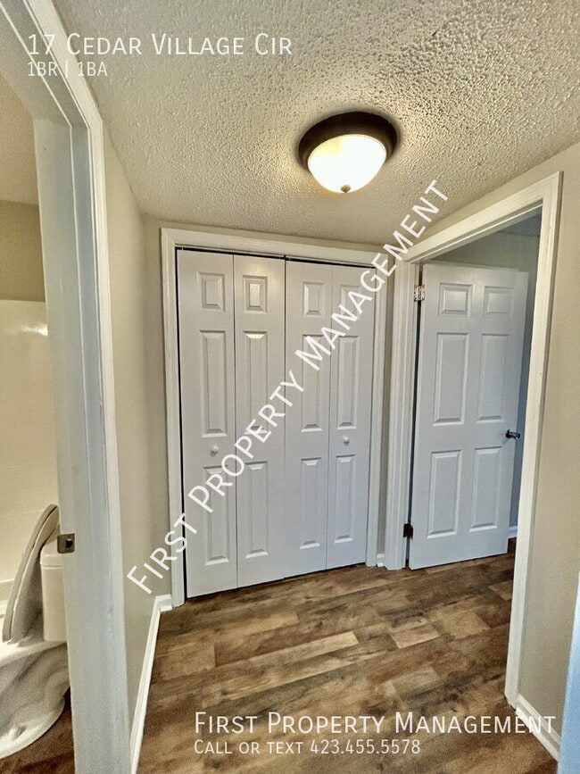 Photo - 17 Cedar Village Cir