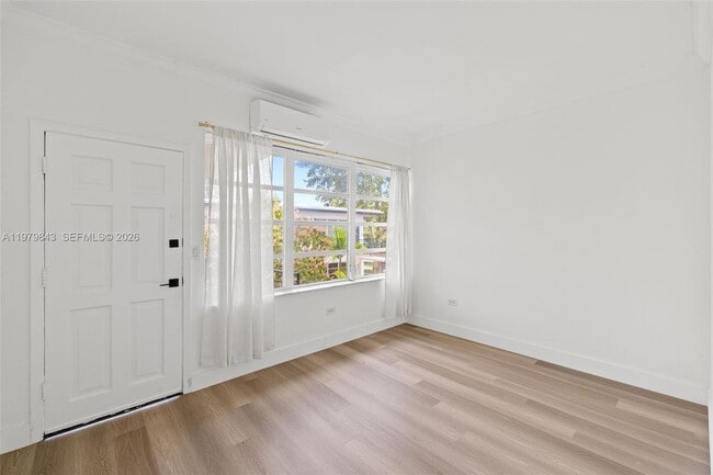 Photo - 4710 Pine Tree Dr Unit 26