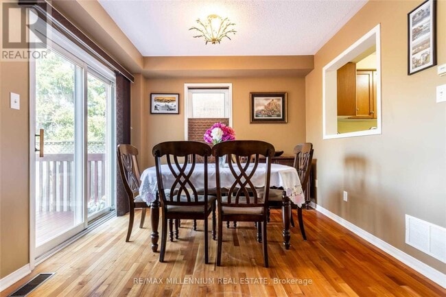 Photo - 13 Dawson Crescent