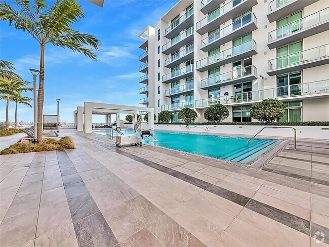 Building Photo - 3900 Biscayne Blvd Unit S-1118 Rental