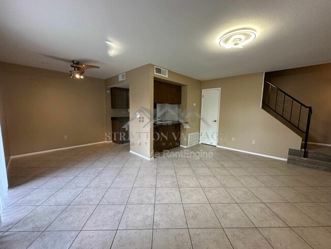 Photo - 10203 N 7th Pl