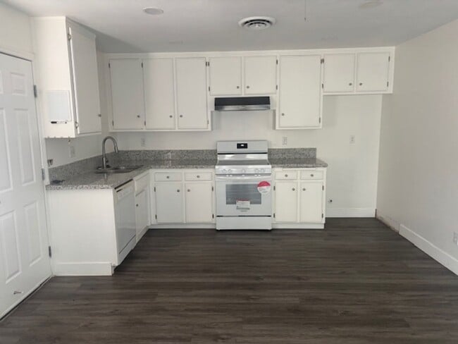 Photo - 2816 Ashe Rd Unit C