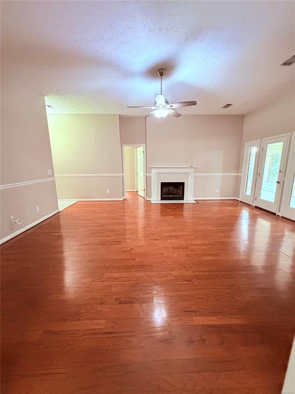 Photo - 11 Twin Oaks Ln