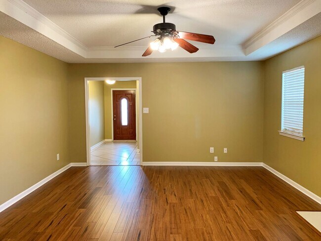 406 Chadwyck Cir