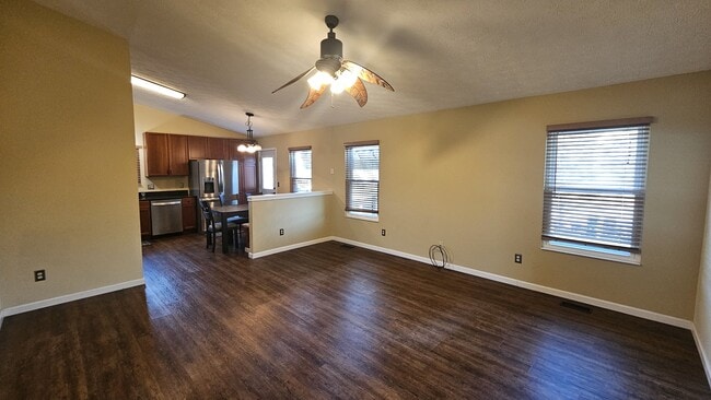 Photo - 560 Little Creek Dr