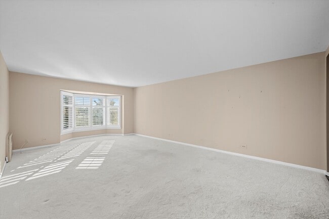 Photo - 2300 Windsor Mall Unidad 2G