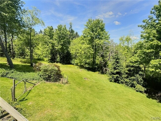 Photo - 1783 Traverse Rd