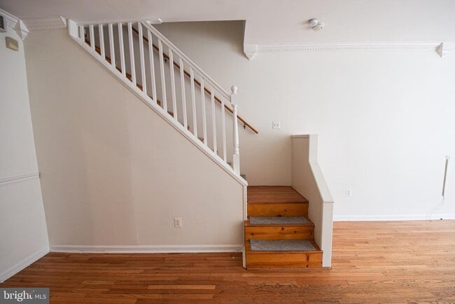 Photo - 3606 Hudson St