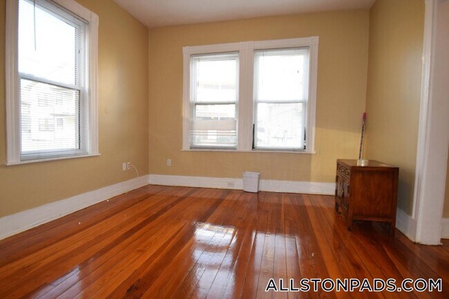 Photo - 6 Haskell St