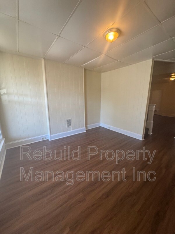 Photo - 1705 Ashburton St