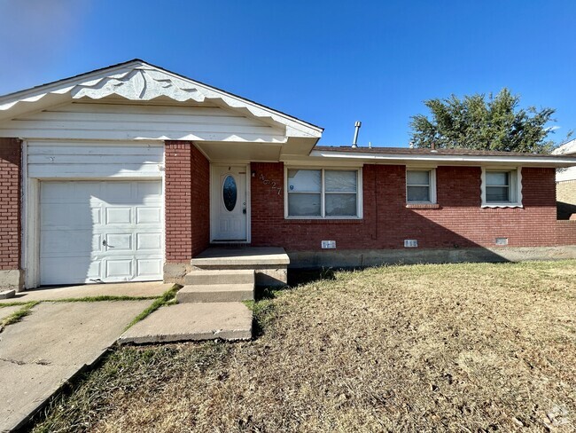 Building Photo - 4627 NW Lindy Ave Rental