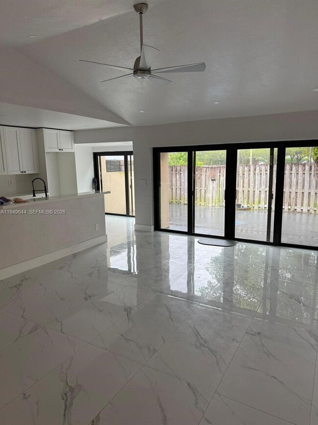 Photo - 11220 SW 125th Pl