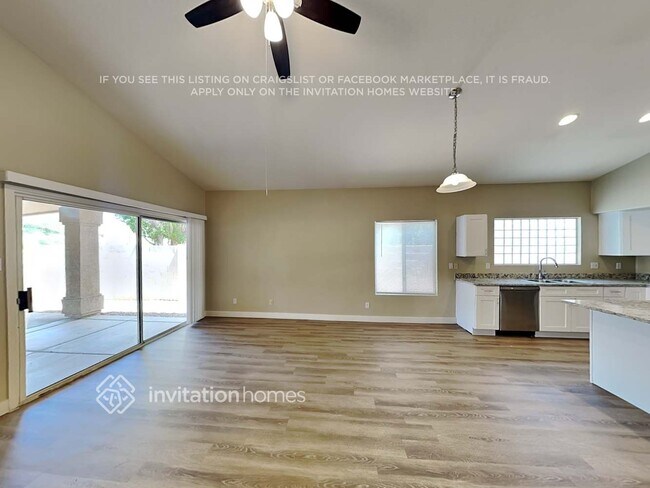 Photo - 710 S Catalina St