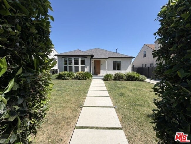 Photo - 1768 S Fairfax Ave