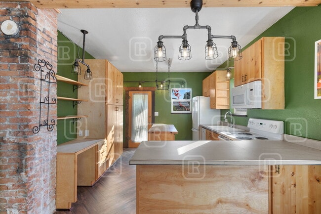 Photo - 1414 N Adams St