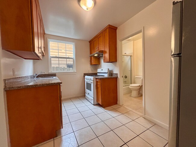 Photo - 1403 21st Ave Unit 103