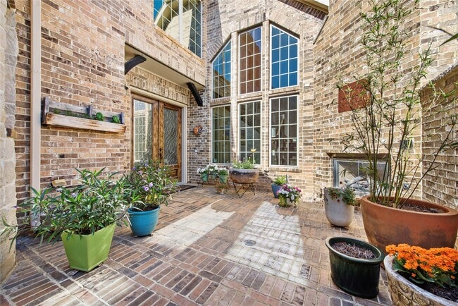 Photo - 183 Wade Pointe Dr