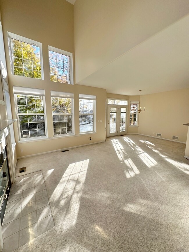 Photo - 2955 Talaga Dr