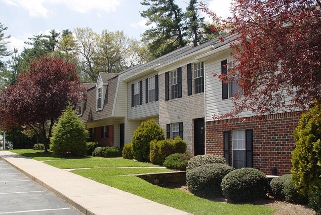 Haw Creek Mews Apartments and Townhomes - Haw Creek Mews Apartments and Townhomes