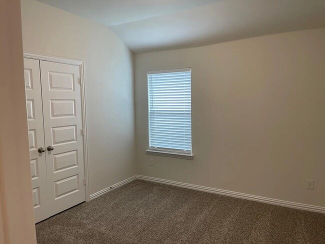 Photo - 5405 Fairdale Dr