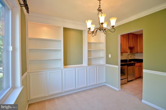 Photo - 9702 Kingsbridge Dr Unit 202