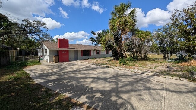 Building Photo - 8736 Overlook Dr Unit 2 Rental