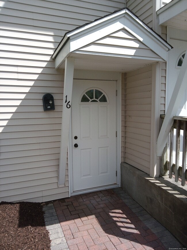 Photo - 74 Washington Rd Unit APT 16