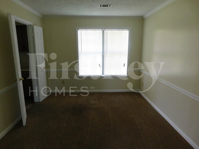 Photo - 2428 Green Glen Dr