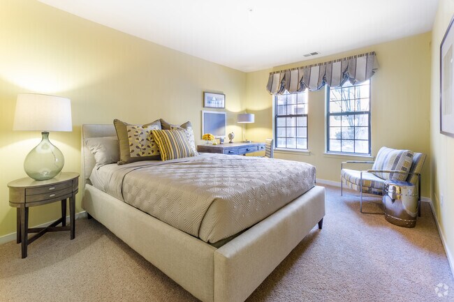 1 BR, 1 BA - Philadelphia, 745 SF
