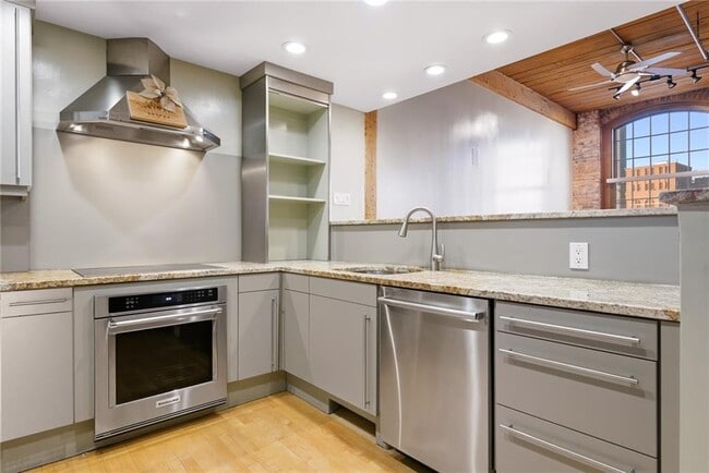 Photo - 555 S Water St Unidad 218